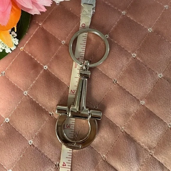AUTHENTIC SALVATORE FERRAGAMO GANCINI SILVER TONE KEY RING KEY CHAIN - Picture 6 of 6